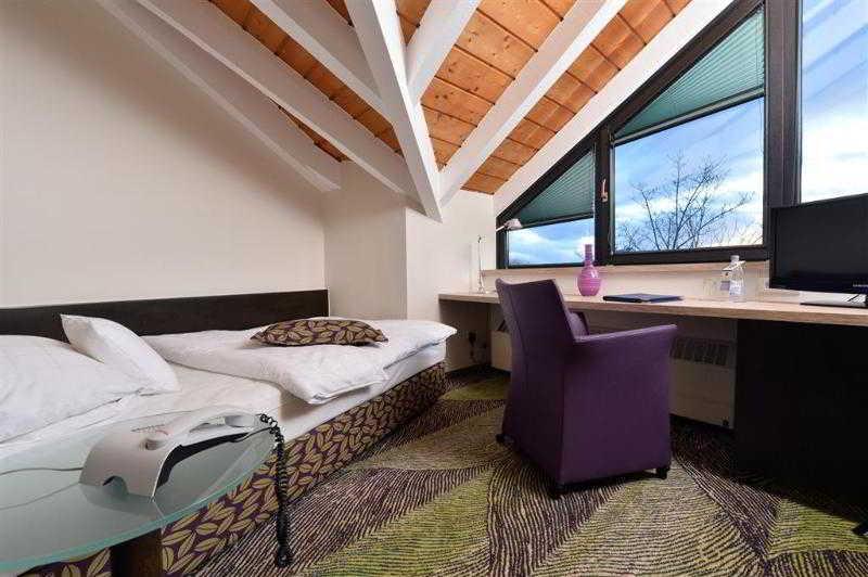 Dormero Hotel Duesseldorf اركراث المظهر الخارجي الصورة